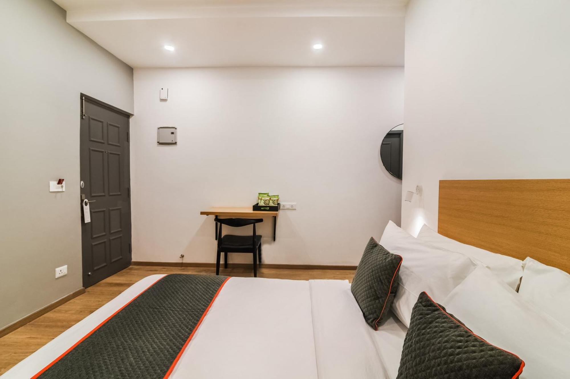 Super Townhouse Xotel Chennai Luaran gambar