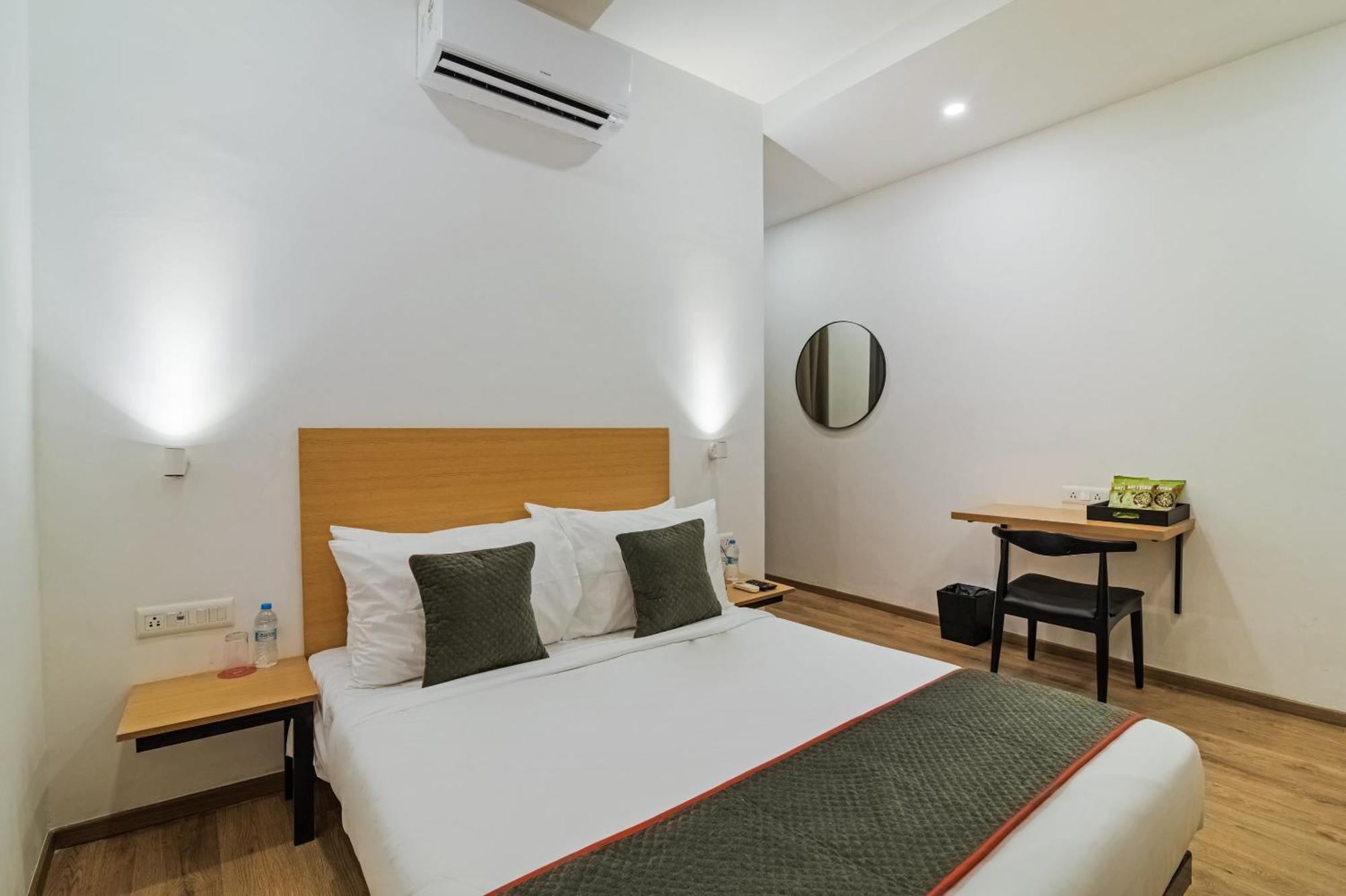Super Townhouse Xotel Chennai Luaran gambar