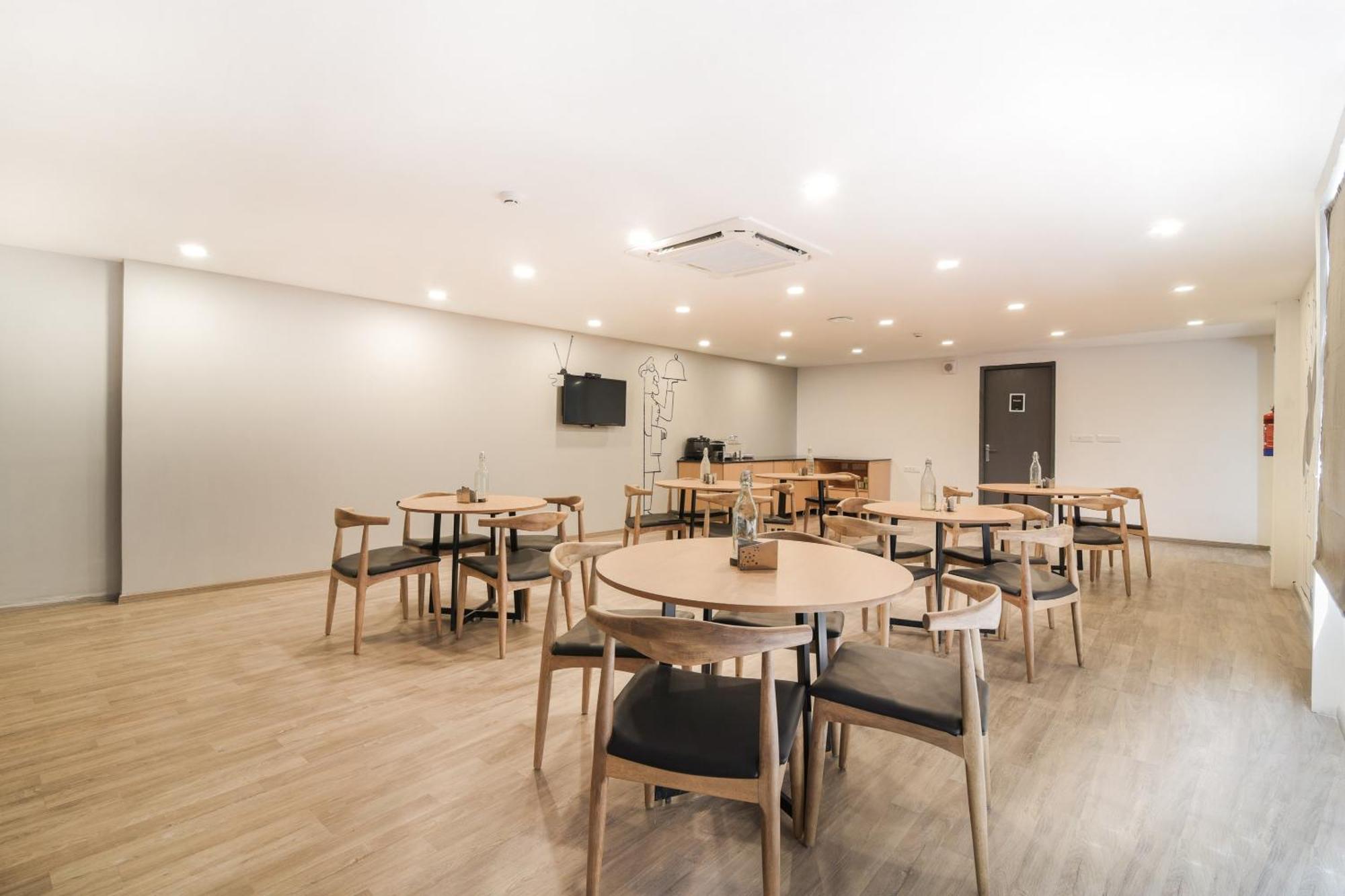 Super Townhouse Xotel Chennai Luaran gambar