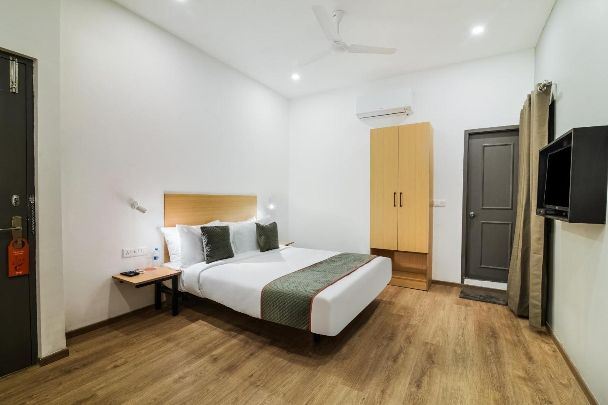 Super Townhouse Xotel Chennai Luaran gambar