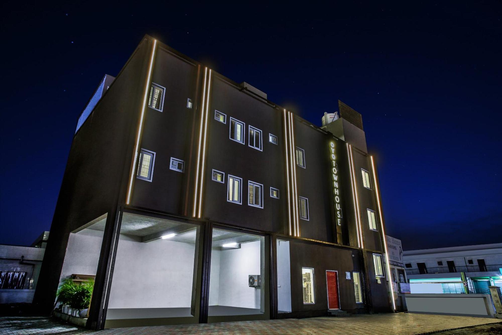 Super Townhouse Xotel Chennai Luaran gambar